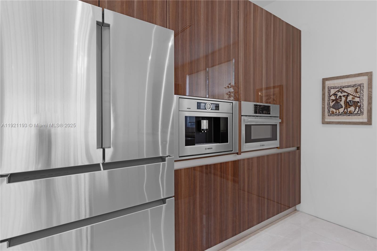 2420 Southwest 24th Street Miami, FL 33145 - Photo 29 of 53