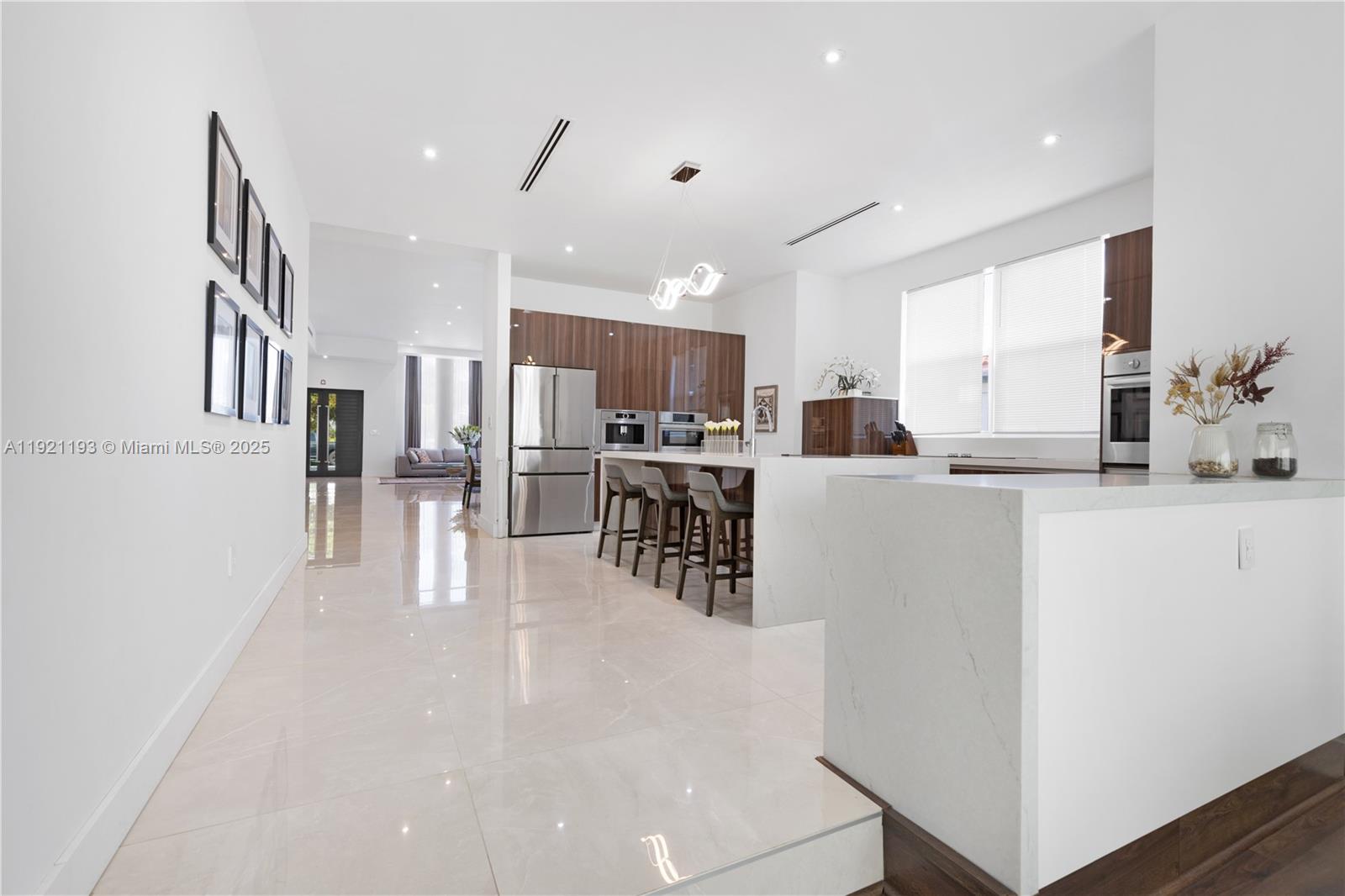 2420 Southwest 24th Street Miami, FL 33145 - Photo 31 of 53