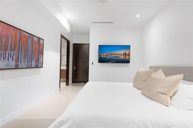 $2,680,000 | 2420 Southwest 24th Street, Miami, FL 33145