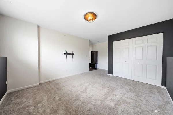 $444,900 | 2985 Madison Drive, Naperville, IL 60564