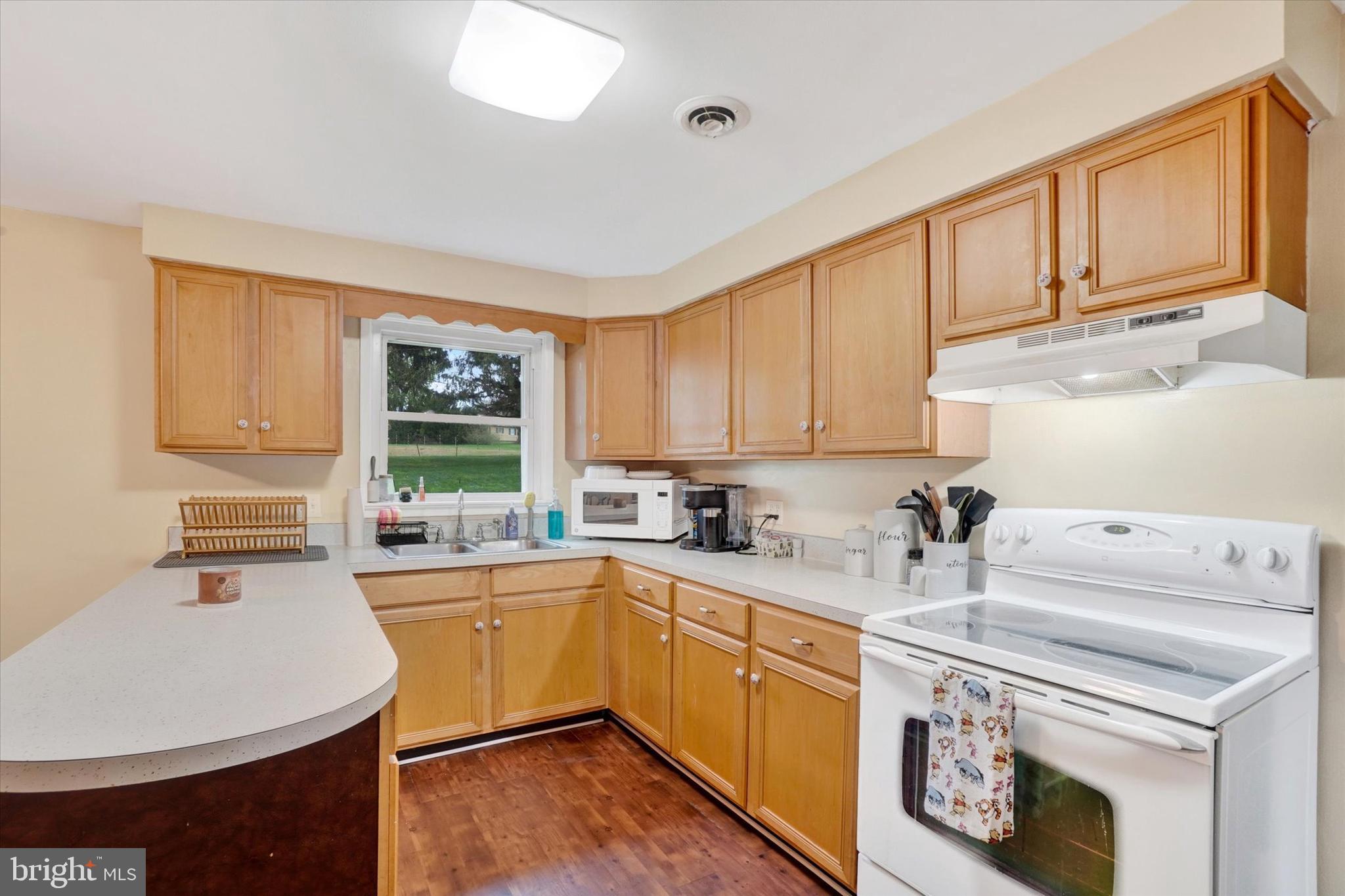 4683 East Prospect Road York, PA 17406 - Photo 8 of 28 Gallery Image 8