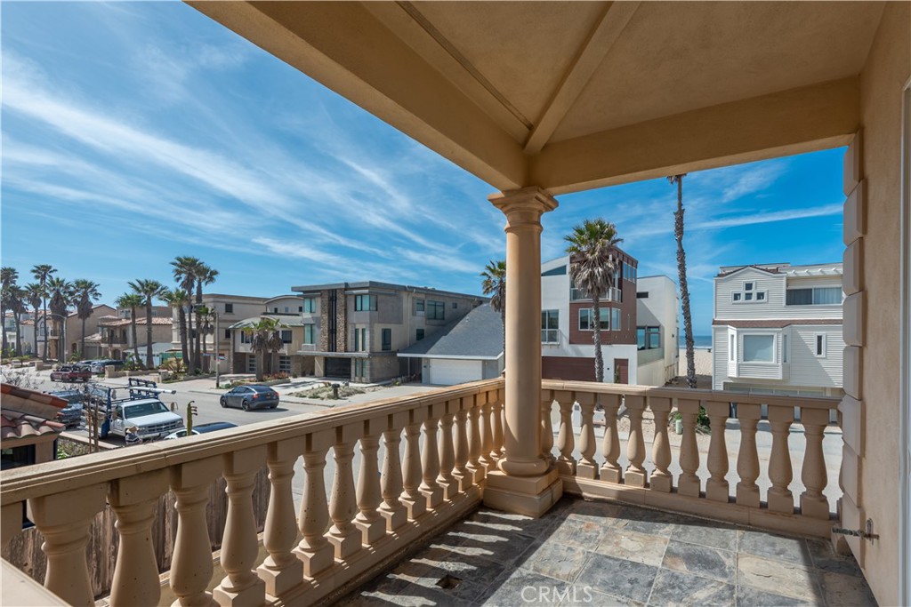 1000 Mandalay Beach Road Oxnard, CA 93035 - Photo 24 of 33 a view of a balcony with furniture