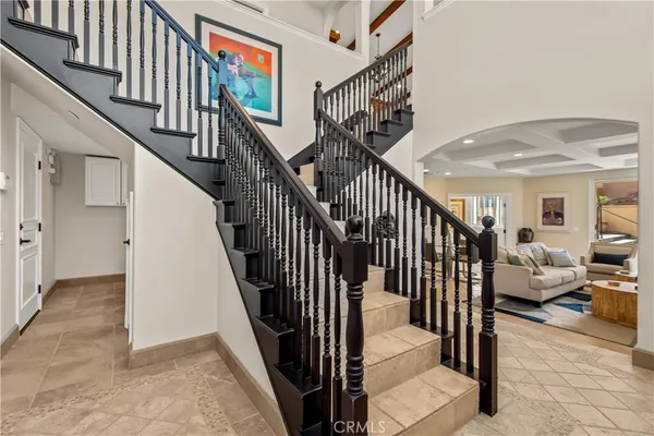 a view of entryway and hall