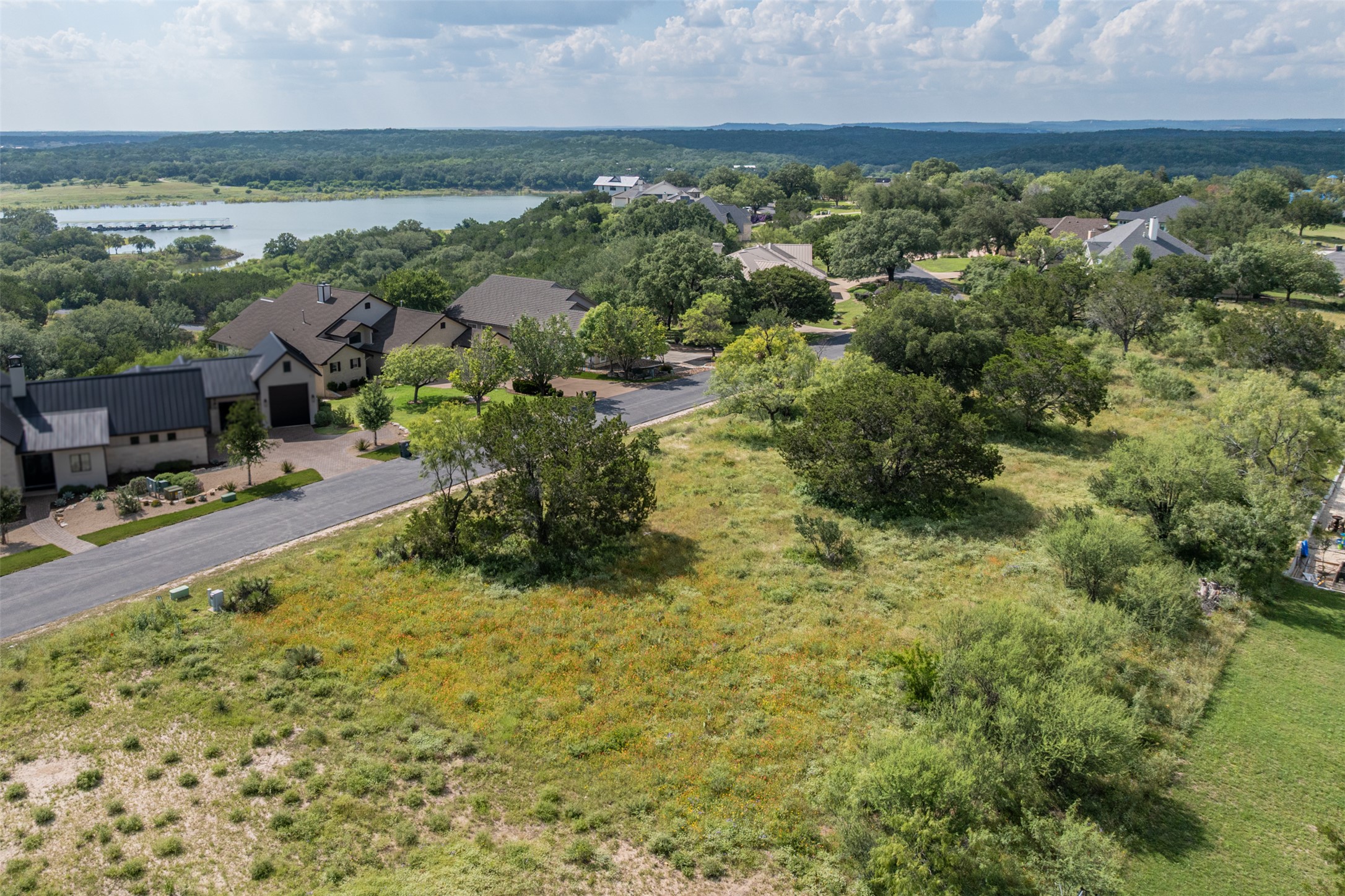 828 Wesley Ridge Drive Spicewood, TX 78669 - Photo 17 of 19