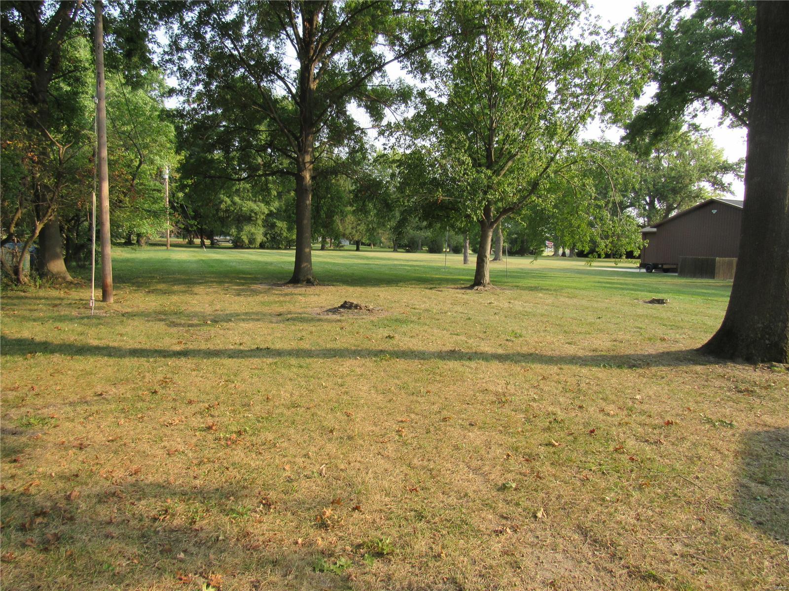 802 Enos Lane Godfrey, IL 62035 - Photo 26 of 31