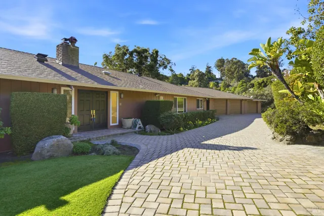 $2,399,000 | 307 Summit Avenue, San Rafael, CA 94901