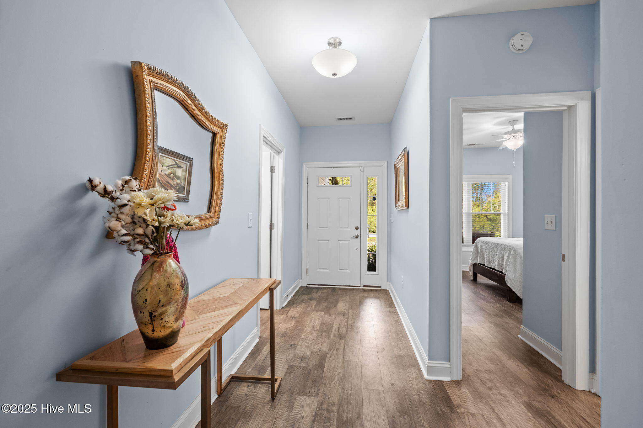 132 Chadwick Road Beaufort, NC 28516 - Photo 10 of 39 entryway