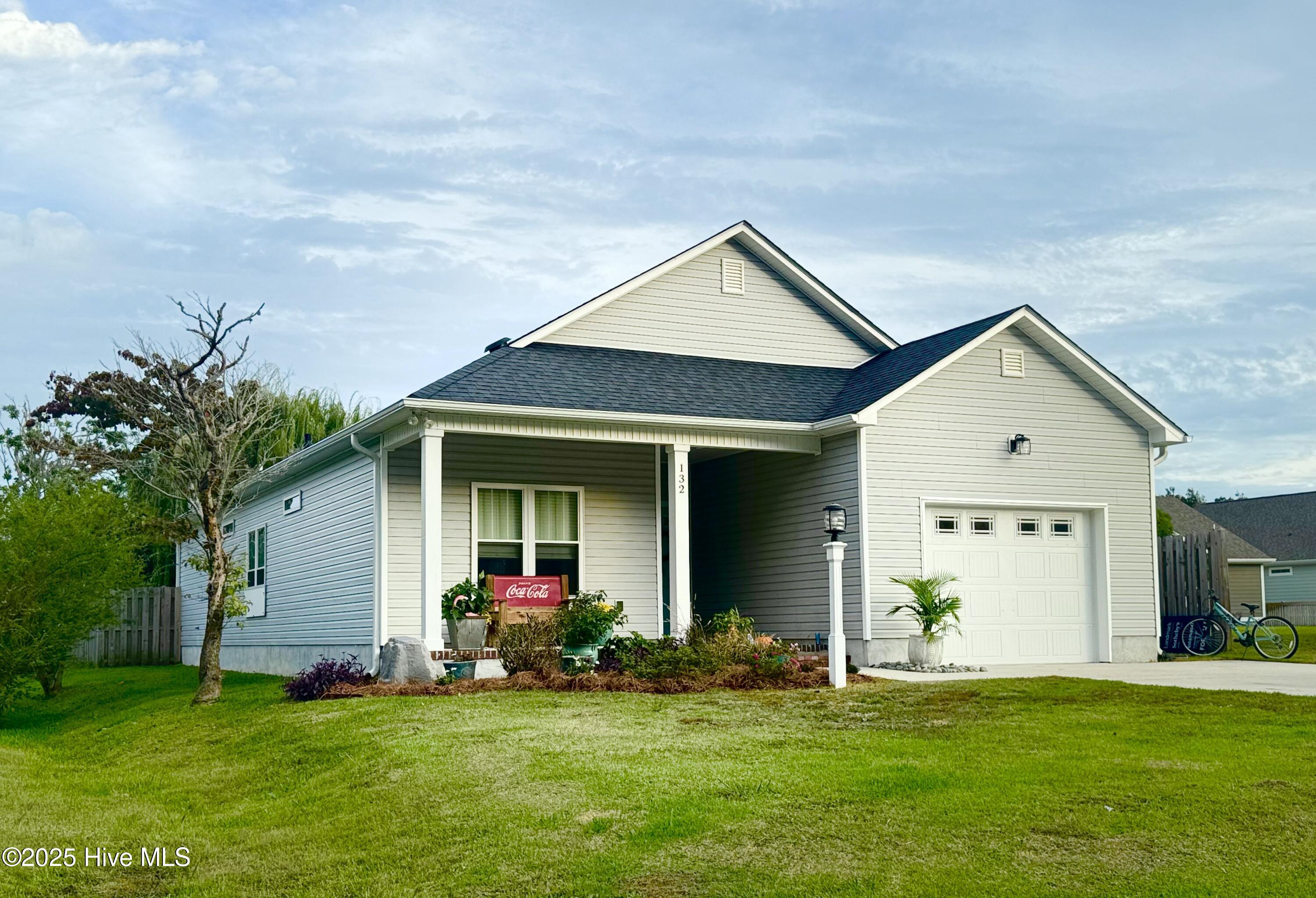 132 Chadwick Road Beaufort, NC 28516 - Photo 2 of 39 front5