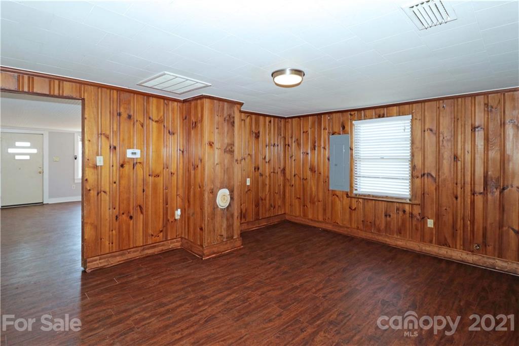 368 Tom Road Statesville, NC 28625 - Photo 14 of 48 Gallery Image 14