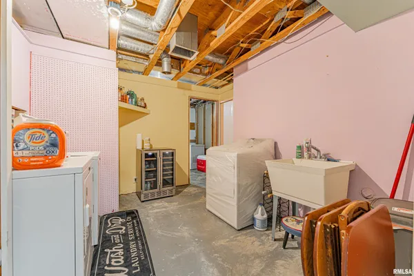 $143,000 | 2354 Railsplitter Avenue, Lincoln, IL 62656