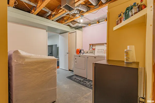 $143,000 | 2354 Railsplitter Avenue, Lincoln, IL 62656