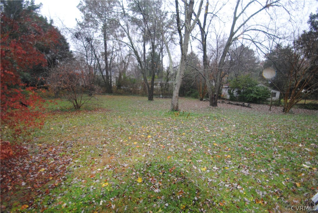 7703 Three Chopt Road Henrico, VA 23229 - Photo 3 of 5 Gallery Image 3