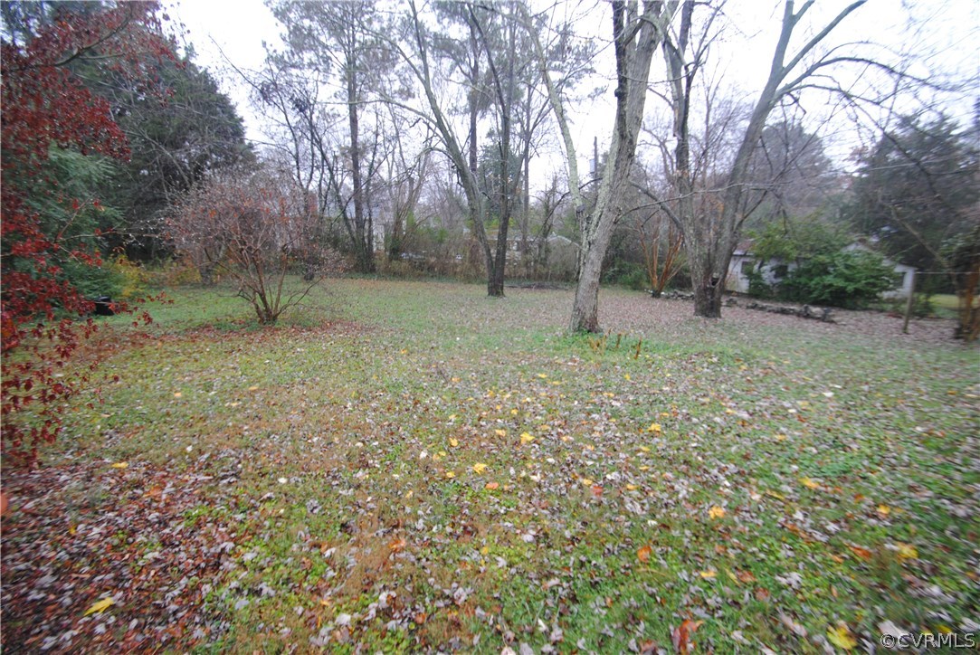 7703 Three Chopt Road Henrico, VA 23229 - Photo 5 of 5 Gallery Image 5