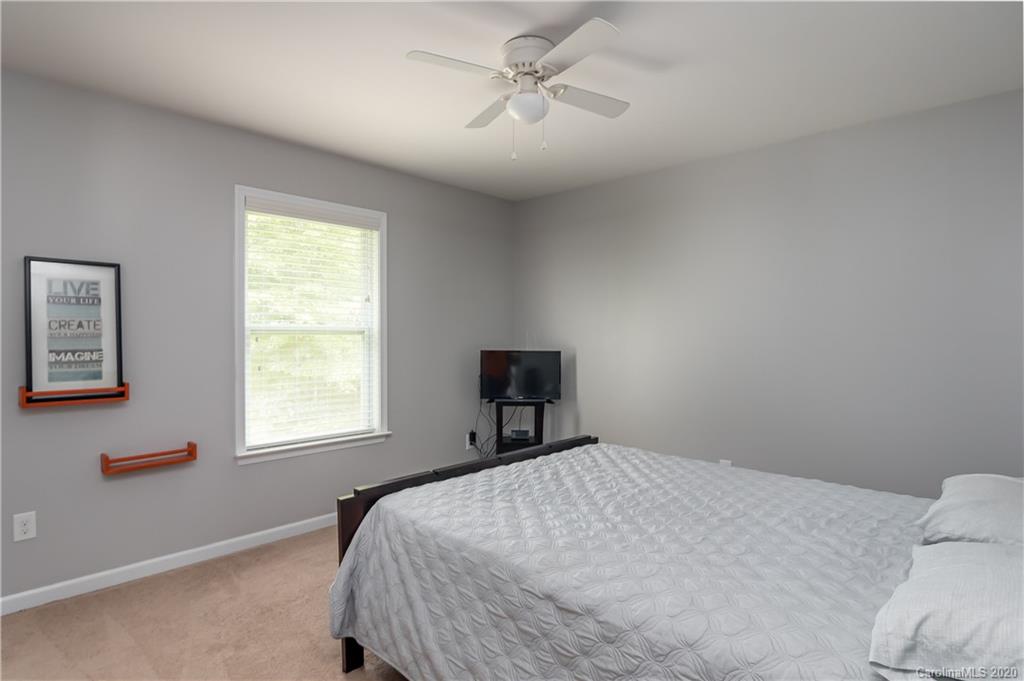 8411 Lustre Road Charlotte, NC 28215 - Photo 18 of 22