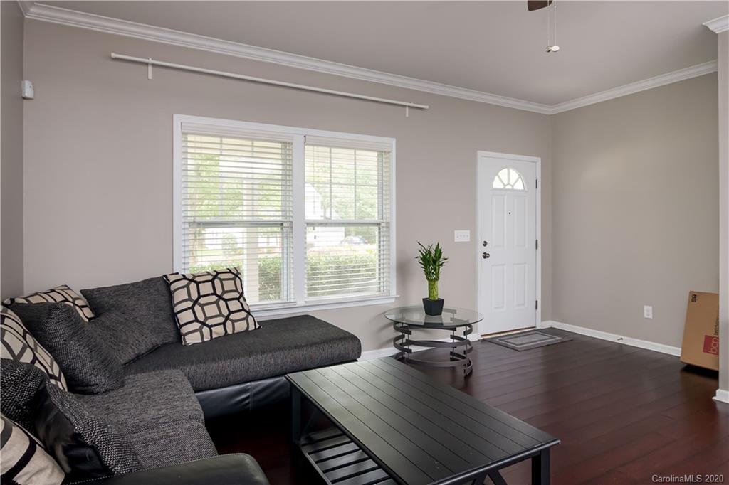 8411 Lustre Road Charlotte, NC 28215 - Photo 3 of 22