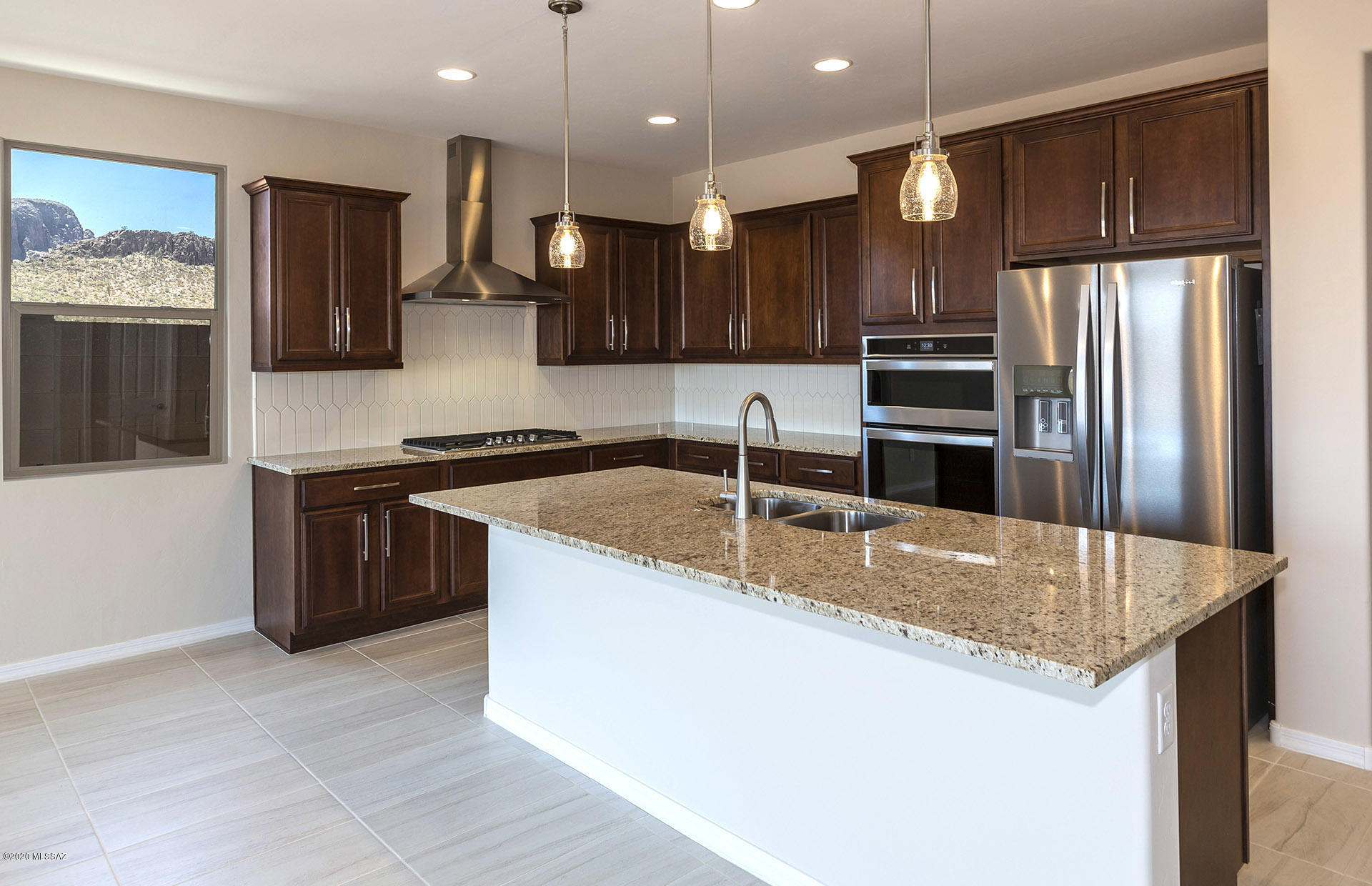8472 North Lone Ranger Road Tucson, AZ 85743 - Photo 3 of 48 Gallery Image 3