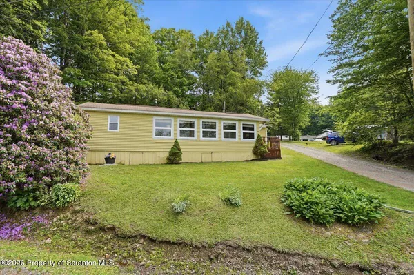 $379,000 | 15 13th Street, Union Dale, PA 18470