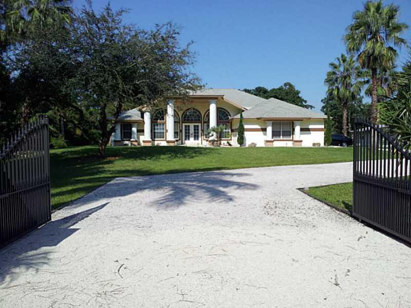 5404 Duckweed Road Lake Worth, FL 33449 - Photo 12 of 35 Exterior Front