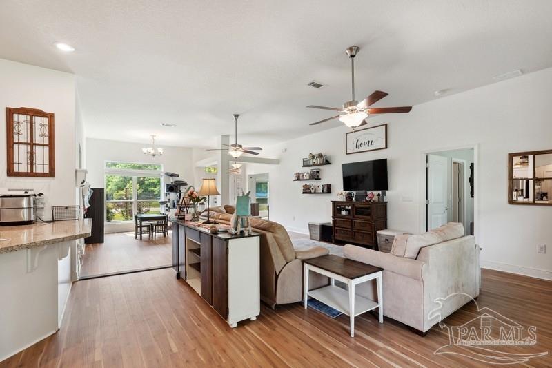 3298 Main Street Navarre, FL 32566 - Photo 4 of 19