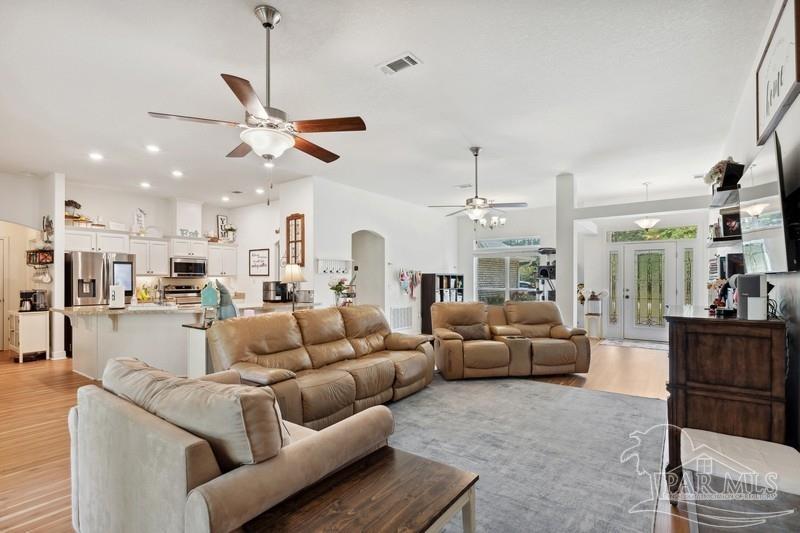 3298 Main Street Navarre, FL 32566 - Photo 5 of 19