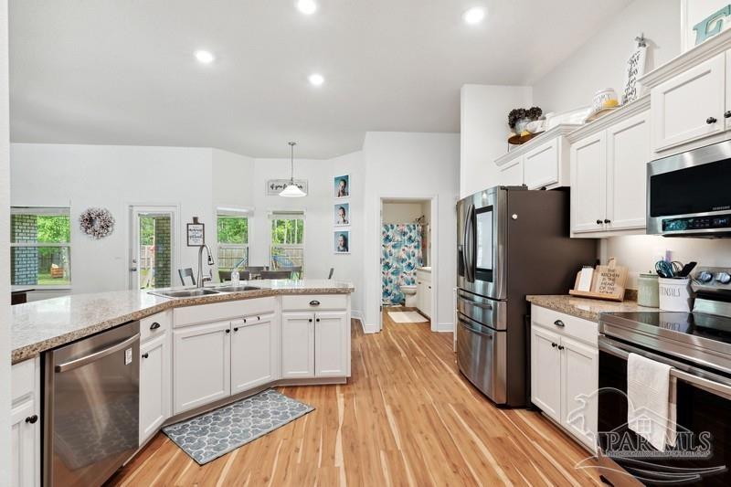 3298 Main Street Navarre, FL 32566 - Photo 7 of 19