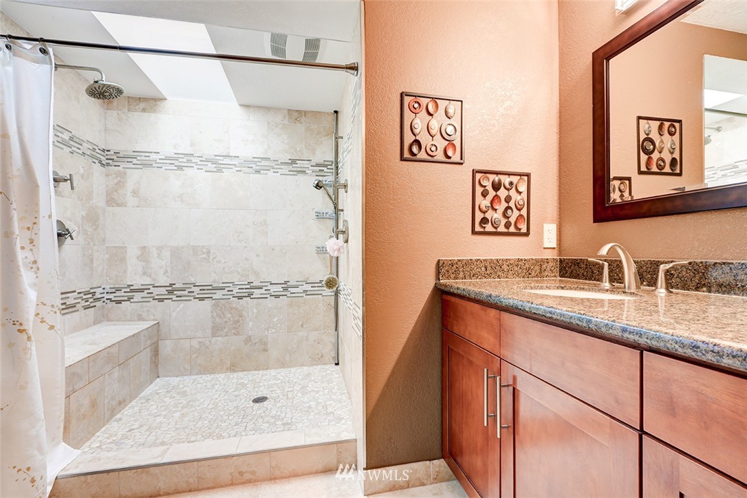 2425 243rd Place Southwest Bothell, WA 98021 - Photo 13 of 20