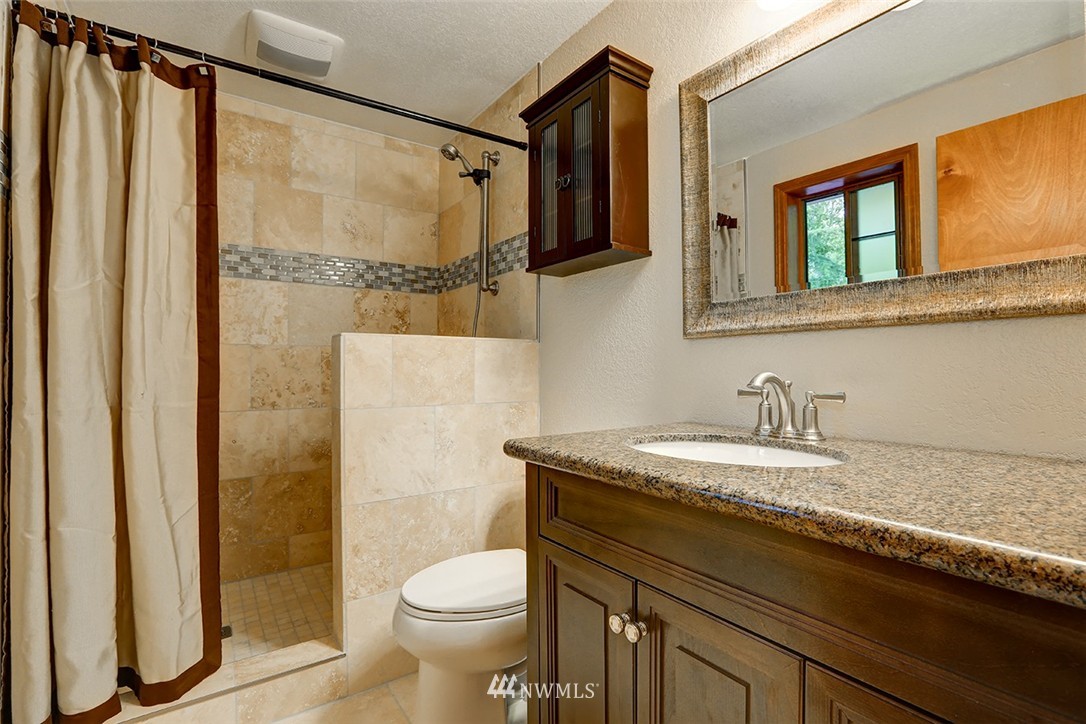 2425 243rd Place Southwest Bothell, WA 98021 - Photo 15 of 20