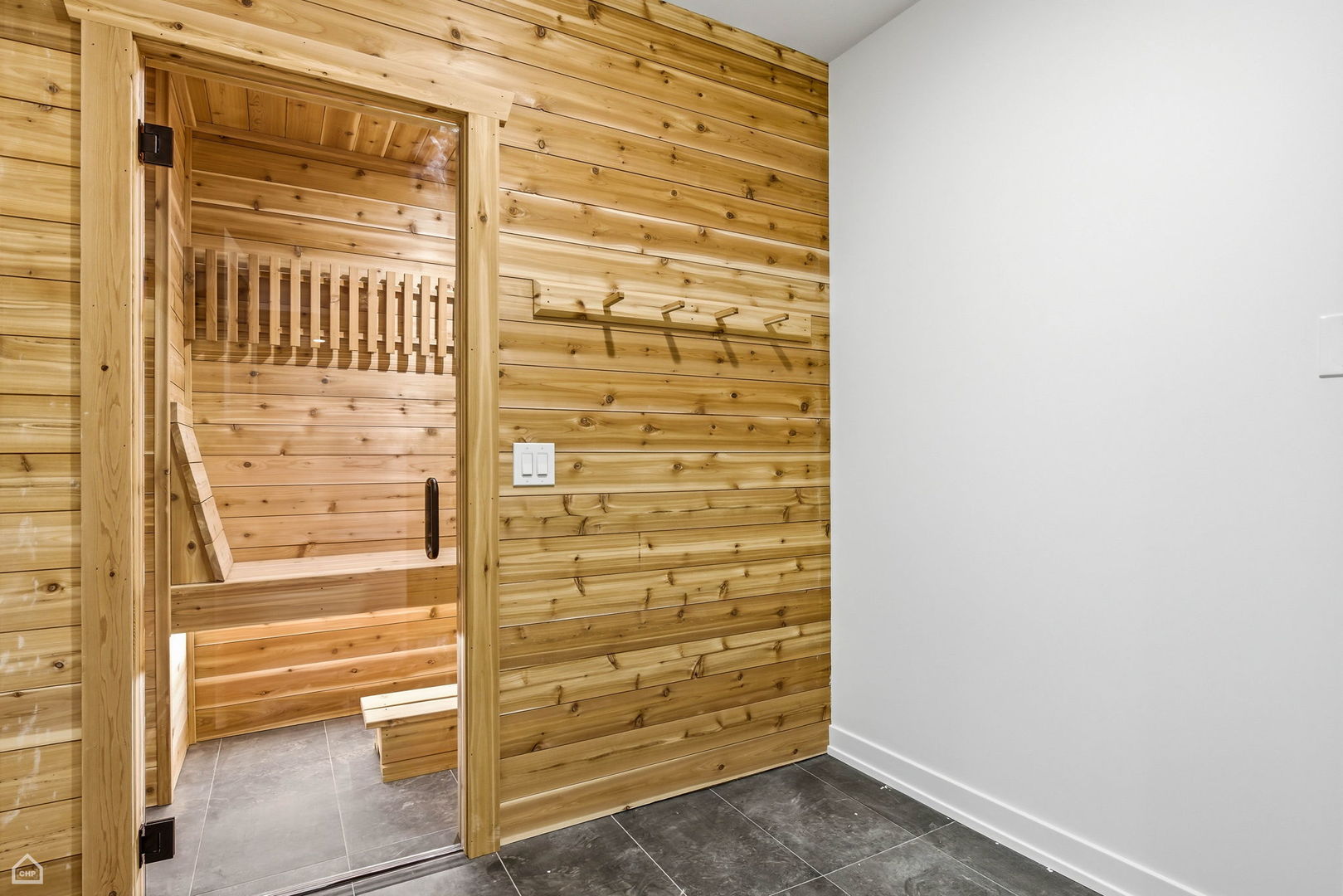 135 Elmore Street Park Ridge, IL 60068 - Photo 20 of 23 a view of door