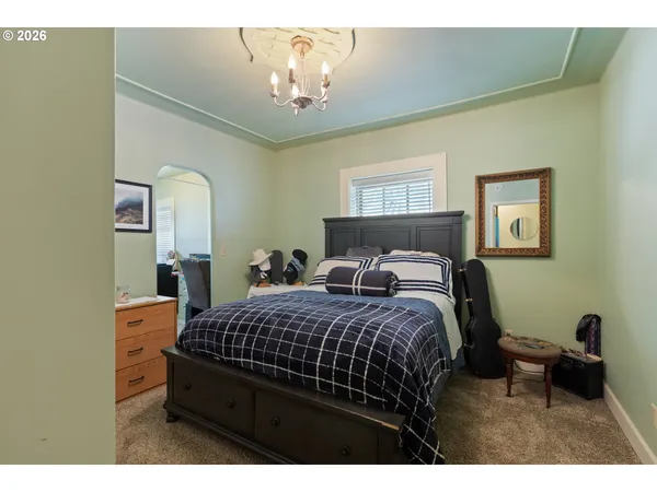 $585,000 | 1365 Southeast Overlook Avenue, Roseburg, OR 97470