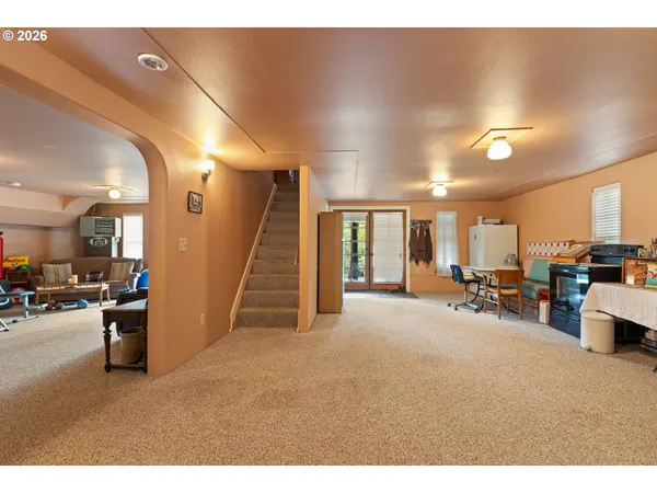 $585,000 | 1365 Southeast Overlook Avenue, Roseburg, OR 97470