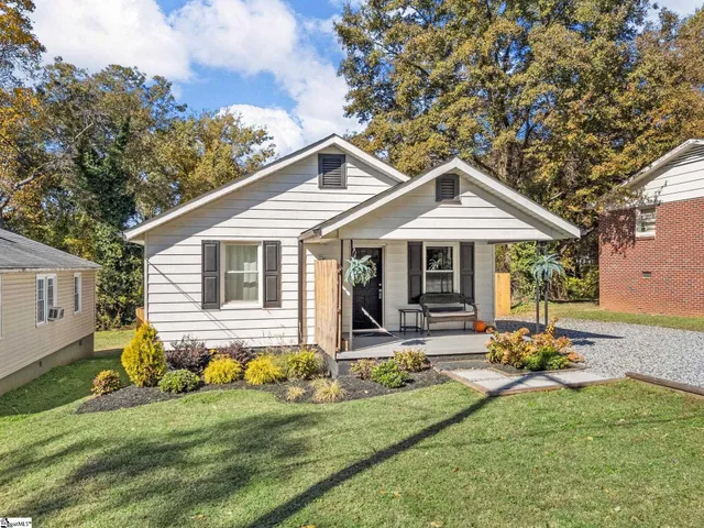 $215,000 | 113 South 1659, Lyman, SC 29365