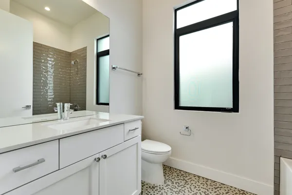 $4,500 | 2517 Philomena Street, Austin, TX 78723