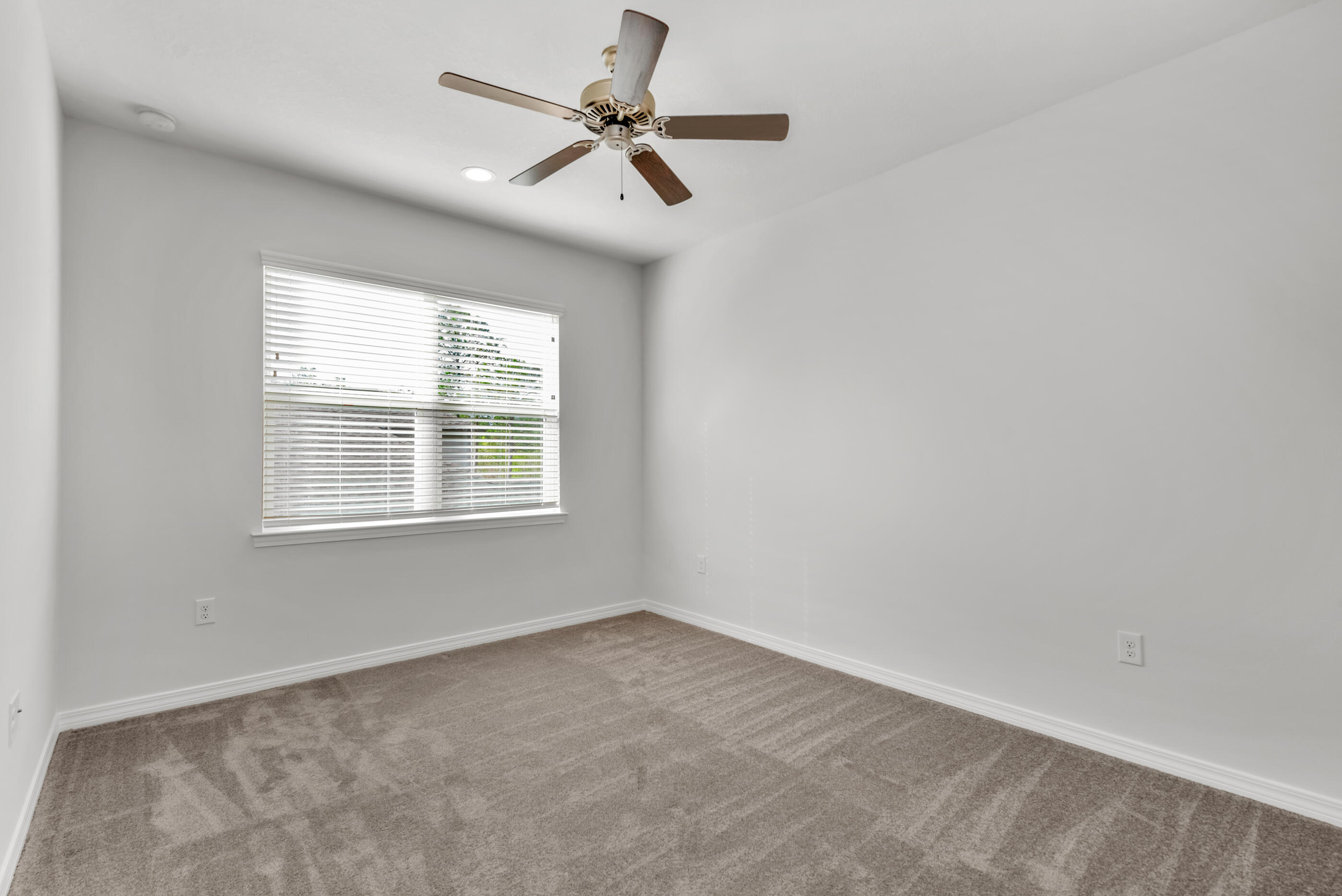 303 Key Lime Place Crestview, FL 32536 - Photo 32 of 42 KeyLime-30-2