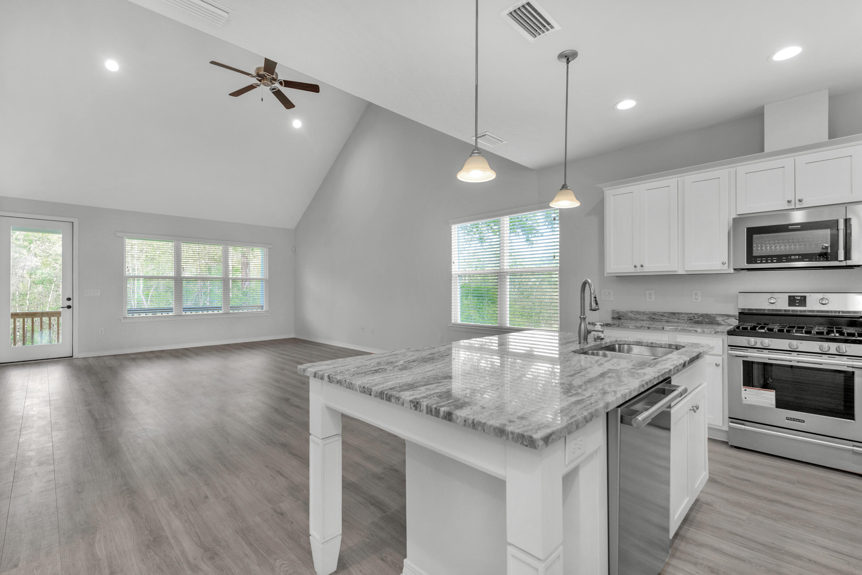 303 Key Lime Place Crestview, FL 32536 - Photo 9 of 42 KeyLime-5-5