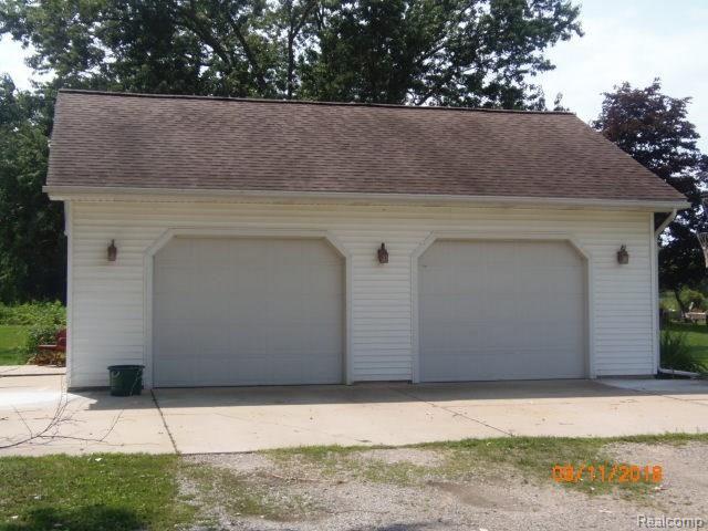 1315 West Cohoctah Road Howell, MI 48855 - Photo 23 of 23 P8110408.JPG