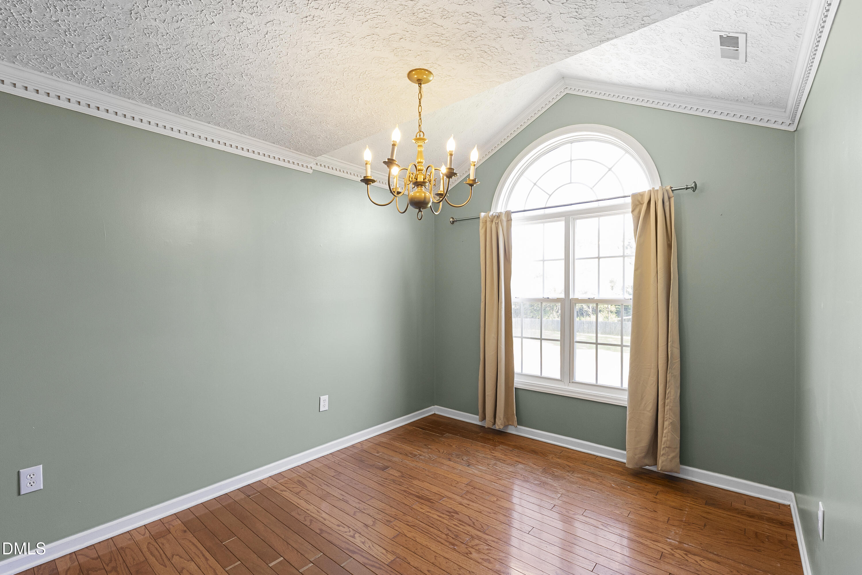 1070 Roundabout Road Cameron, NC 28326 - Photo 11 of 56 08