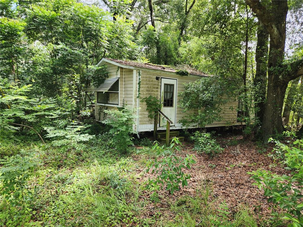 9228 Northeast Jacksonville Road Anthony, FL 32617 - Photo 7 of 8