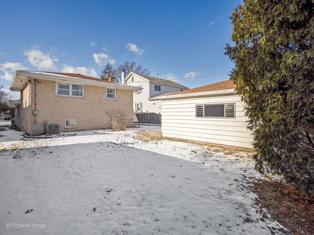 $389,700 | 5311 South Ashland Avenue, Countryside, IL 60525