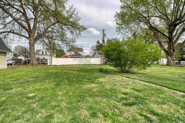$200,000 | 1502 Hollywood Avenue, Evansville, IN 47712