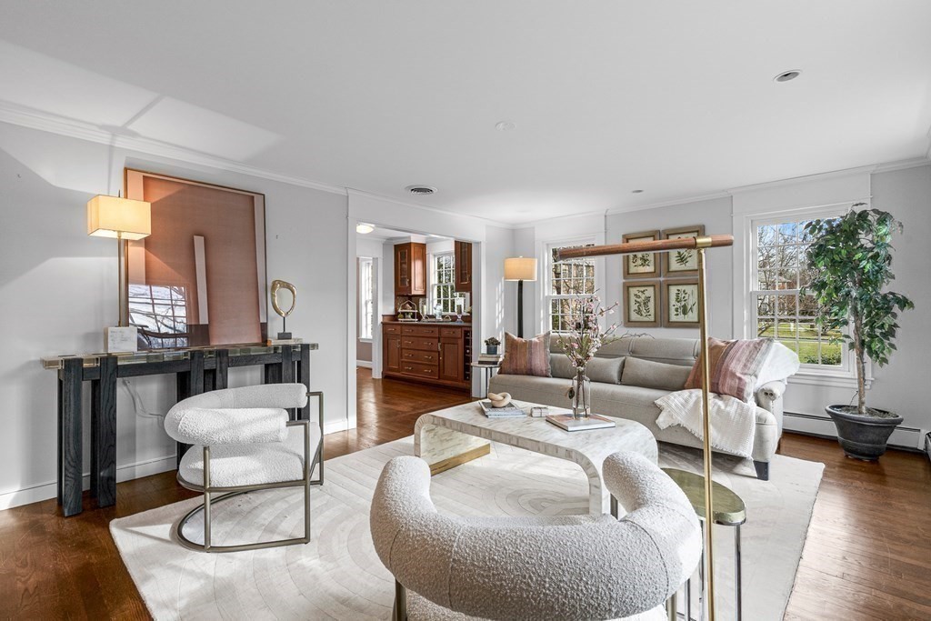 61 Eisenhower Circle Wellesley, MA 02482 - Photo 7 of 34