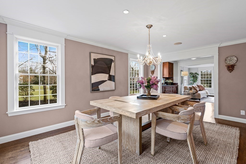 61 Eisenhower Circle Wellesley, MA 02482 - Photo 9 of 34