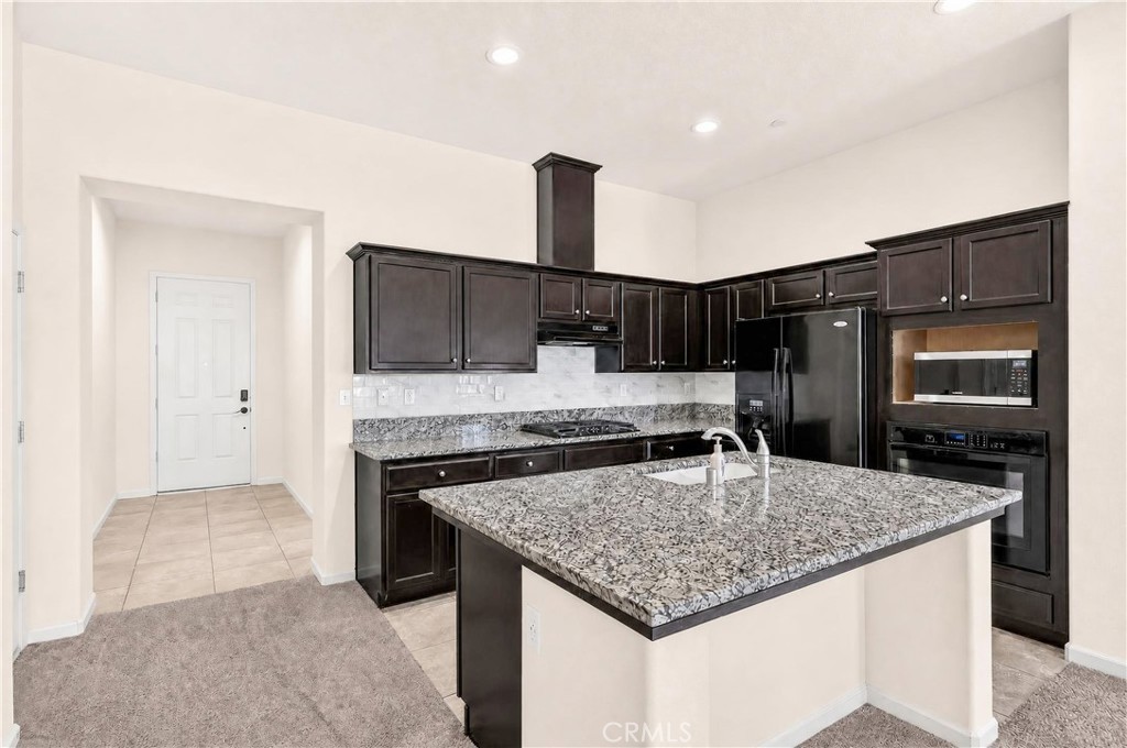 4395 Strathmore Place Merced, CA 95348 - Photo 5 of 51 Gallery Image 5