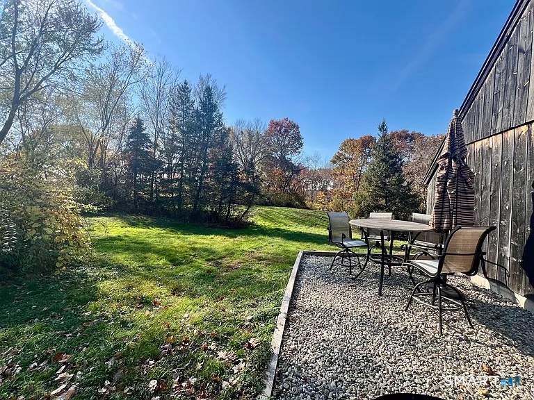 9 Hicksville Road Cromwell, CT 06416 - Photo 22 of 23