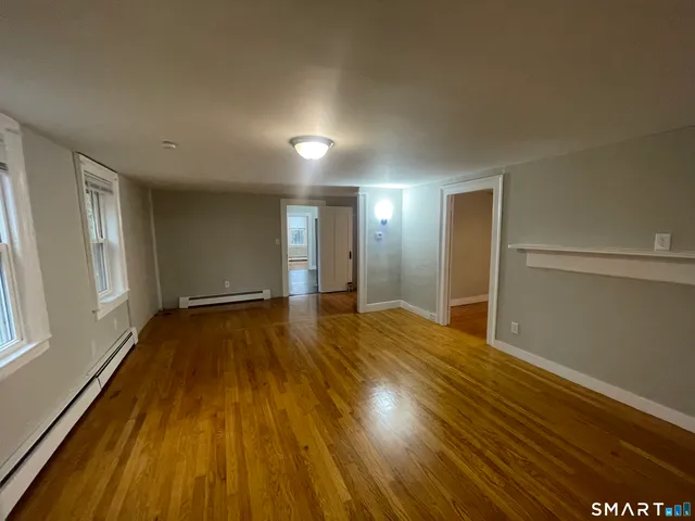 $2,300 | 9 Hicksville Road, Cromwell, CT 06416