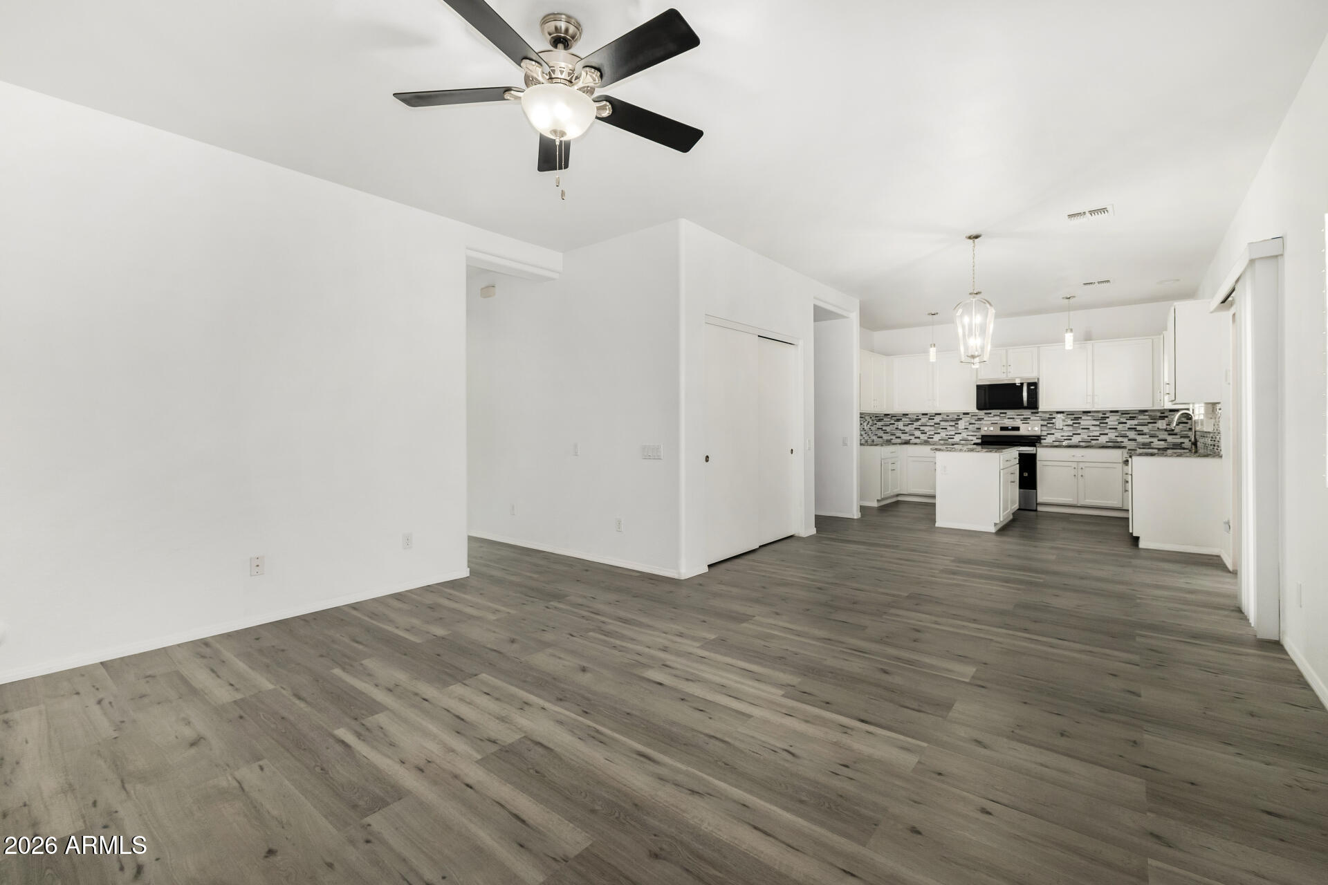 5406 West Carson Road Laveen, AZ 85339 - Photo 12 of 41 12 - Carson