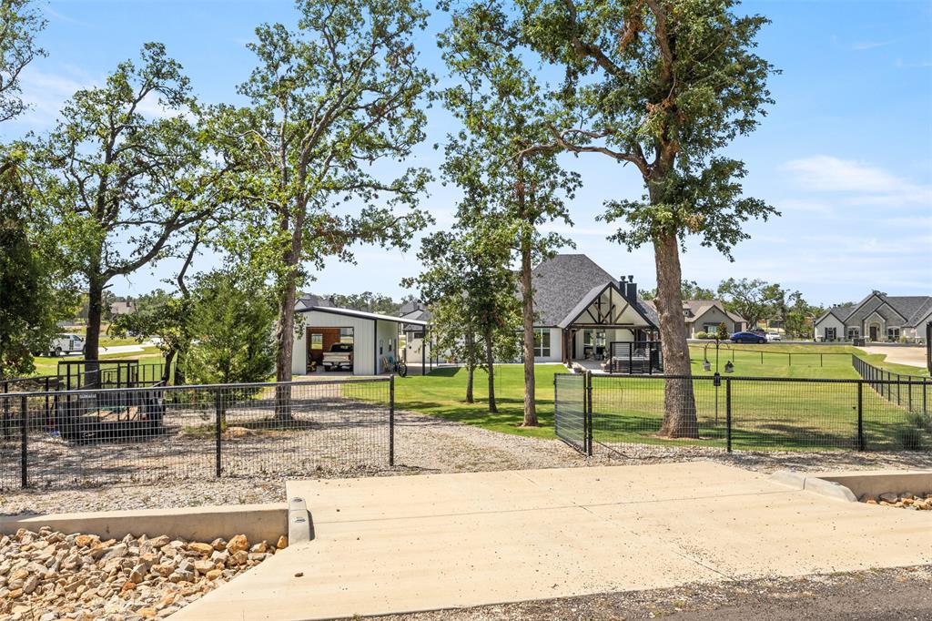628 Winkler Way Springtown, TX 76082 - Photo 32 of 40