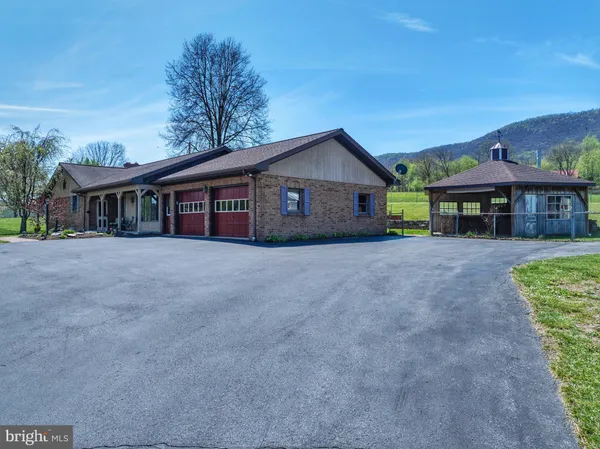 $389,000 | 2679 Raystown Road, Hopewell, PA 16650