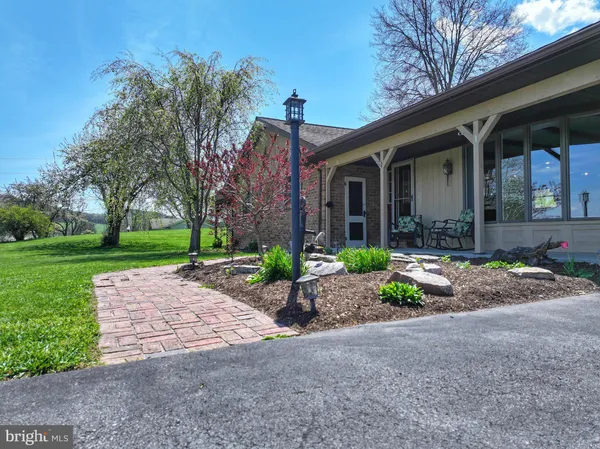 $389,000 | 2679 Raystown Road, Hopewell, PA 16650