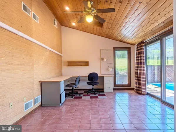 $389,000 | 2679 Raystown Road, Hopewell, PA 16650