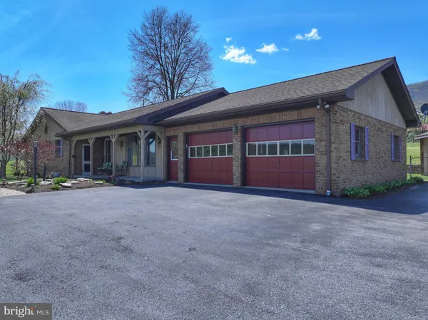 $389,000 | 2679 Raystown Road, Hopewell, PA 16650